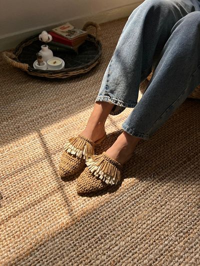 NİŞANTAŞI SHOES Dámské pantofle Viana Brown Knitted Tan Beige Tassel Detailed