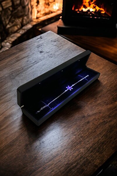 ADA LİFE GÜMÜŞ (IŞIKLI KUTULU)925 Ayar Gümüş Ametist Taşlı Lotus Çiçeği Kadın Bileklik