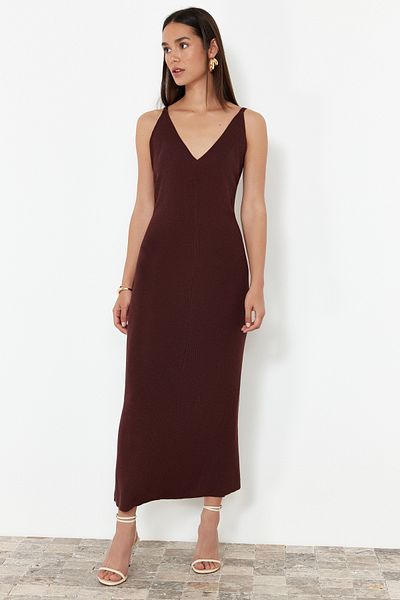 Trendyol Collection Кафява макси трикотажна базова рокля TWOSS20EL1574