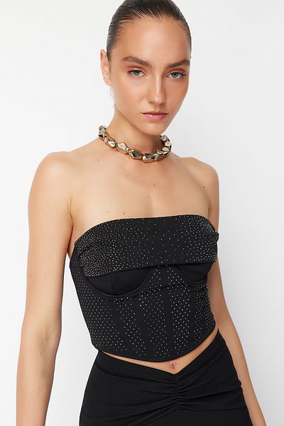 Trendyol Collection X Zeynep Tosun Black Pletená zářivě zdobená prsatá TCLSS24BS00001