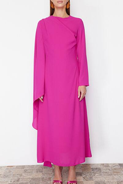 Trendyol Modest Φούξια σάλι Λεπτομερές βραδινό φόρεμα TCTSS24DB00036