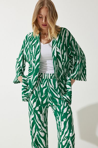 Happiness İstanbul Women's Green Patterned Kimono Trousers Knitted Set BY00054
