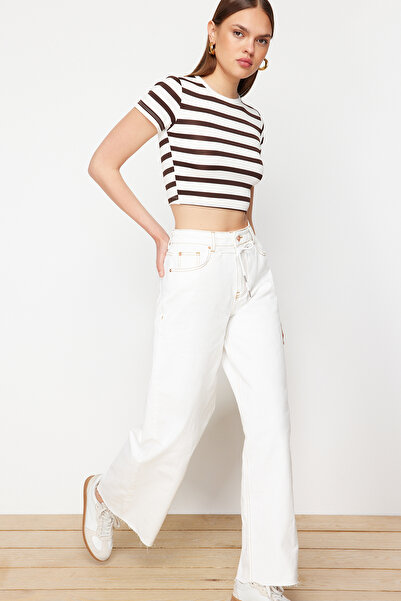 Trendyol Collection Ecru Waist Detailed High Waist Wide Leg Jeans TWOSS24JE00299