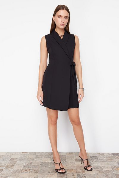 Trendyol Collection Detailní černé dvouřadé tkané šaty TWOSS24EL00793