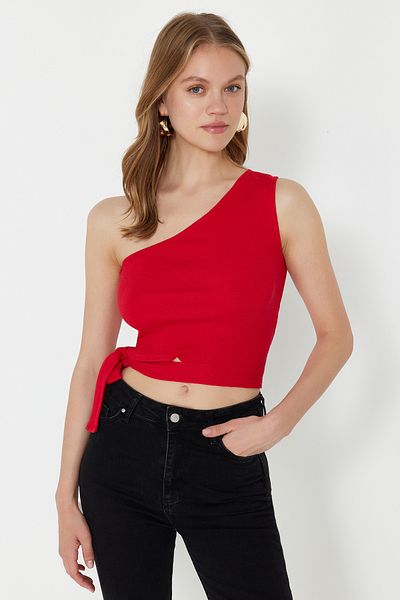 Trendyol Collection Червена трикотажна блуза с вталени/прилепнали по тялото детайли с едно рамо TWOSS22BZ1558