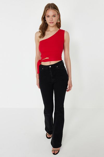 Trendyol Collection Червена трикотажна блуза с вталени/прилепнали по тялото детайли с едно рамо TWOSS22BZ1558