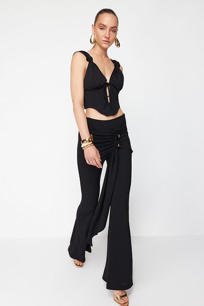 Trendyol Collection X Zeynep Tosun Black Knitted Trousers with Accessory Detail TCLSS24PL00001