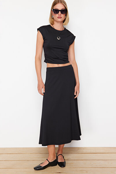 Trendyol Collection Black Knitted Crop Blouse and Skirt Set - Gather Detailed, Regular Waist TWOSS24AU00113