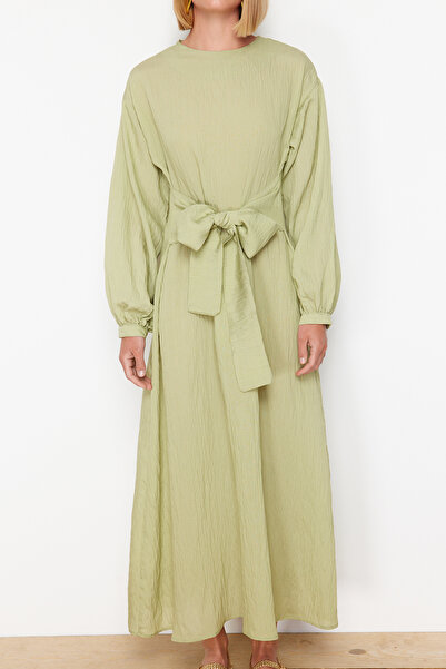 Trendyol Modest Χακί μπούτι μπροστά χωρίς επένδυση υφαντό φόρεμα TCTSS24EB00131