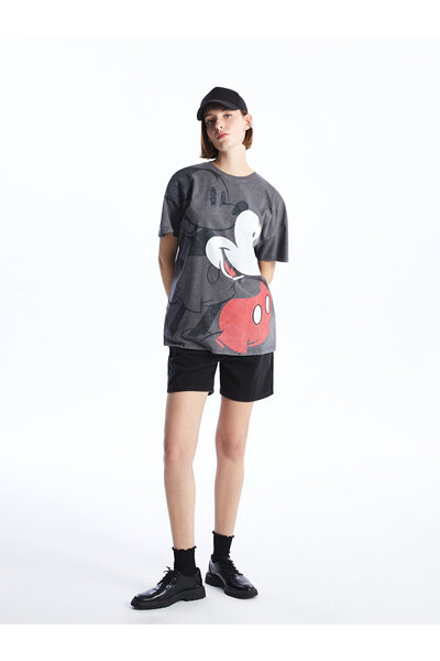 LC Waikiki Dámské oversize tričko Mickey Mouse s krátkým rukávem a výstřihem s potiskem
