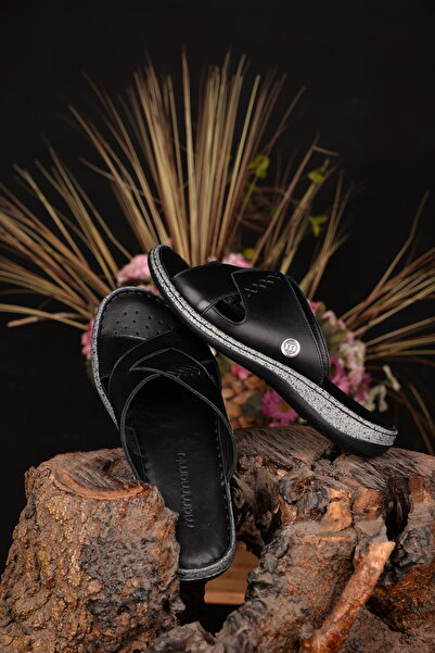 Mammamia Чорні жіночі капці з натуральної шкіри - ортопедичні та зручні