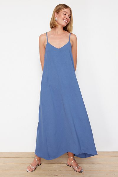 Trendyol Collection Rochie maxi Indigo cu decolteu in V - Croiala dreapta TWOSS24EL00995