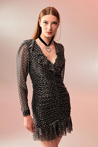 nisalin Karina Elbise