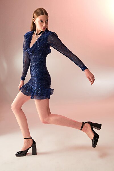 nisalin Karina Elbise