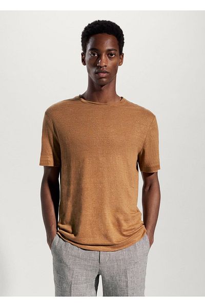 MANGO Man T-shirt o dopasowanym kroju, wykonany w 100% z lnu