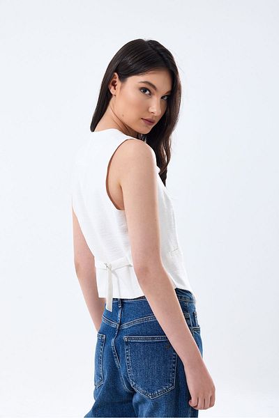 fujya WOMEN'S V-NECK SIZED STYLISH VEST