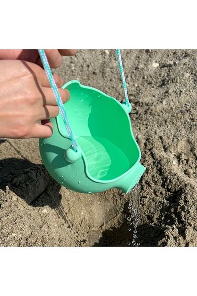 Scrunch Foldable Water Bucket