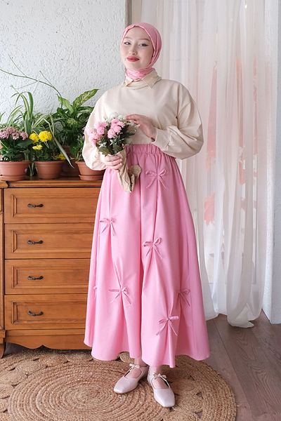 Ceylan Otantik Cream 2 Yarn Crop & Pink Bow Skirt Set