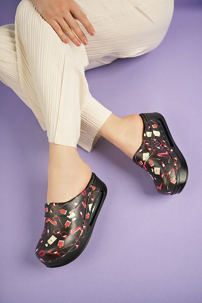 DRMOON Orthopedic Sole Make-up Patterned Genuine Leather Sabo Slippers