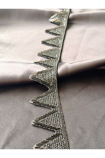 ODDA TASARIM ATÖLYESİ Black Iron Strip with Triangle Detail and Bead-Crystal Stone - 1M
