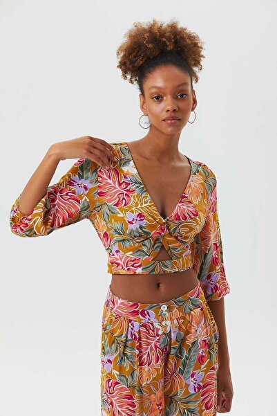 Clandestino Богемна блузка з вузлом і детальним вікном