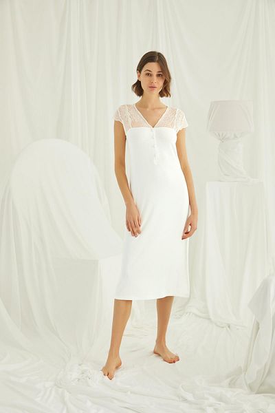 MONAMİSE Women's Lace Shoulder and Collar Buttoned Nightgown 18407