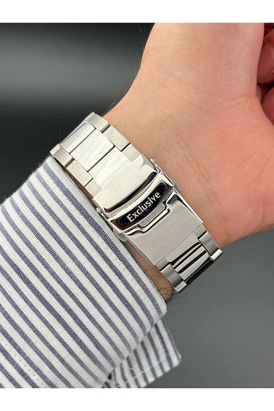 Daniel Klein Exclusive Silver Men's Wristwatch 3 Atm Waterproof Functions Active