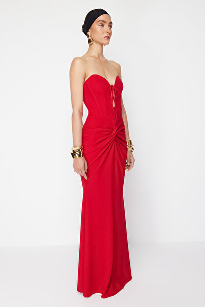 Trendyol Collection Zeynep Tosun Red hosszú estélyi ruha - Fish Kötött fűzős Részletek Homecoming ruha TCLSS24AE00009