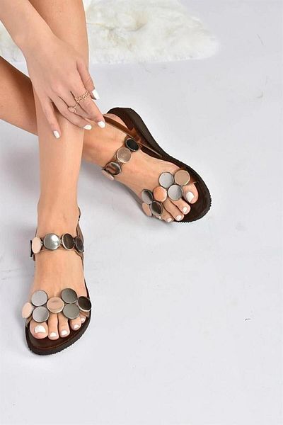 Fox Shoes صندل نسائي من الجلد الطبيعي بلون أسمر K374680603