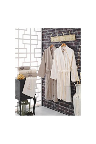 Cotton Box طقم روب حمام عائلي مطرز بالتربة الكريمية