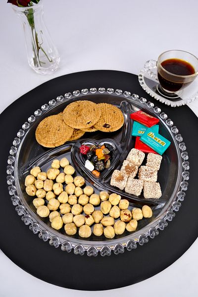 Digithome 24 Cm Cam Serving Cookie Holder - 3 Compartments, Heart Beads, Glass Serving - SUR-13 C320.049