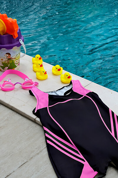 Eke Tekstil Kız Çocuk Şortlu Siyah Pembe Renk Yüzücü Mayo