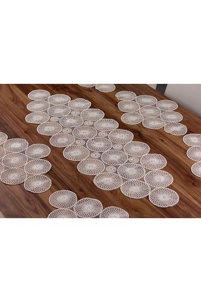 Tropikhome Embroidered Charger and Runner Set for 6 People - American Service 7 Piece Dowry Set
