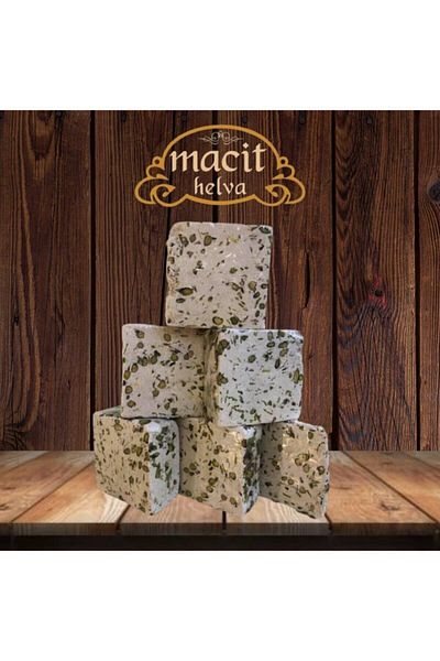 inebolu macit helva 500 Gr Tahini Halva with Pistachios - Open