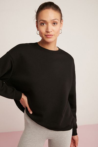 ETHIQUET Sahra Damen-Sweatshirt aus Oversize-Fleece-Baumwolle – Rundhalsausschnitt, schlichtes Schwarz