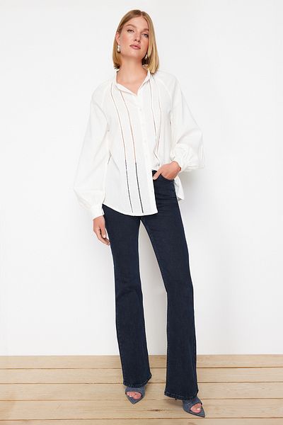 Trendyol Collection Oversize Ecru Lace Shirt - Wide Fit Woven, TWOSS24GO00156