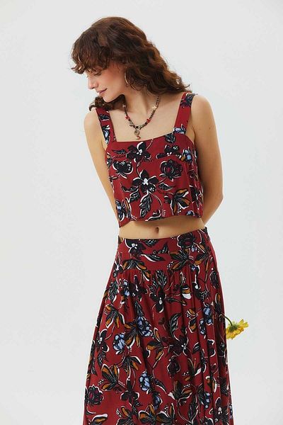 Clandestino Square Neck Thick Strap Crop Blouse