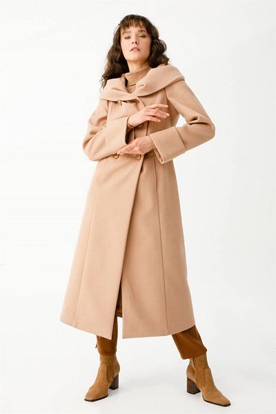 Esswaap Chandelier Boy Coat Camel with Knuckle Collar and Double Breasted Front Closure