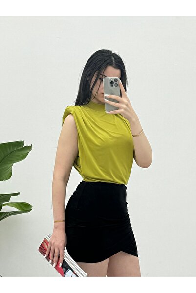 Modamorfo Sandy Blouse with Zero Arm Padding