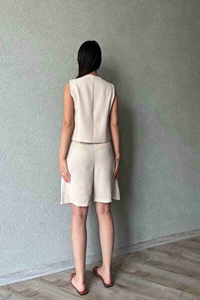 Seda Yalçın Atelier Beige Crepe Vest and Bermuda Shorts Set