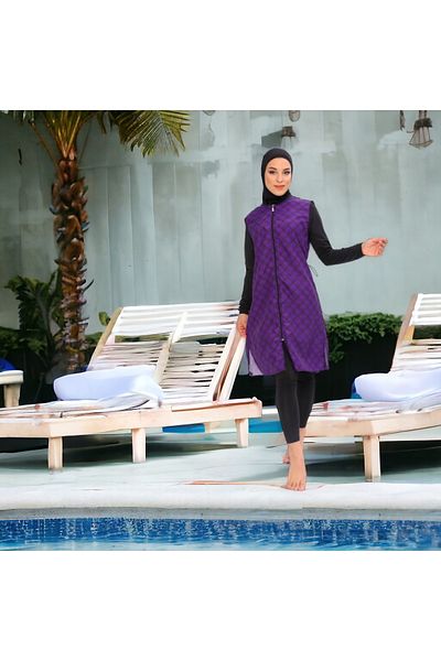 Shopiolog Geometric Patterned Long Micro Sleeve with Full Hijab Model