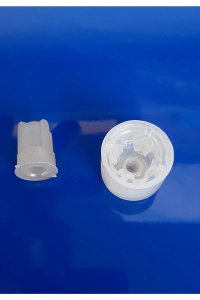 Arnica Prokit Food Processor - Gear with Motor and Jug Grip Detail