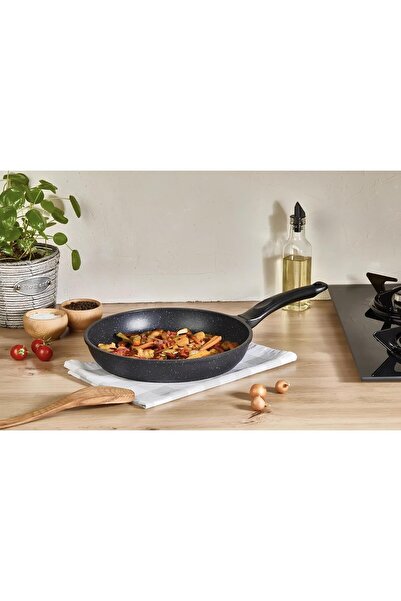 Peramari Elite Granite 26 cm Pan - Aluminum Cast, Black