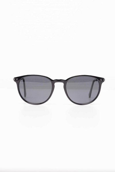 Tudors Unisex Sunglasses - Stylish and Comfortable Design