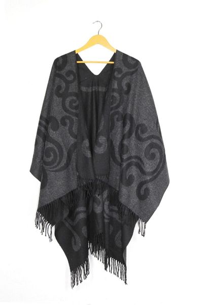 FORUM Women's Gray Double Sided Shoulder Shawl Poncho