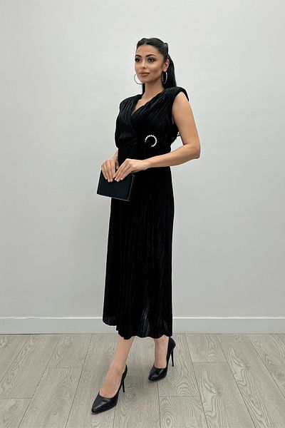 giyimmasalı Black Pleated Dress with Elastic Waist and Belt