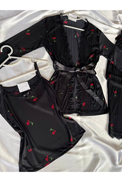 Pijamacs Fekete cseresznye mintás Pegasus pizsama szett pongyolával