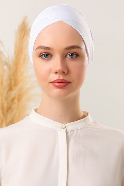 Melodi Scarf Tied Seamless Cross Bonnet White