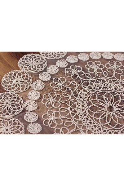 Tropikhome Embroidered Charger and Runner Set for 6 People - American Service 7 Piece Dowry Set
