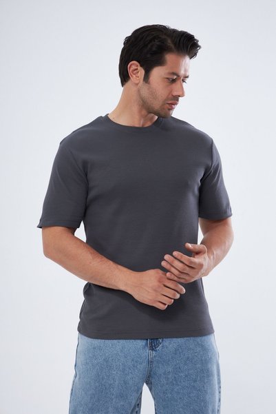 Black project T-shirt Ince Ribana Kumaş Ultra esnek Hissedilmeyen kumaş . Yumuşak hissiyat.